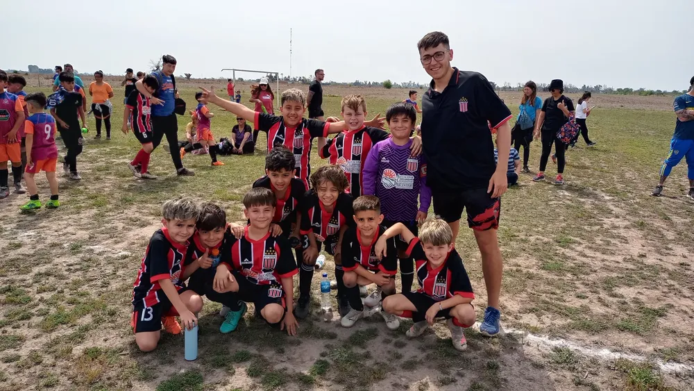 460824238_933316922162933_9058648357594283686_n